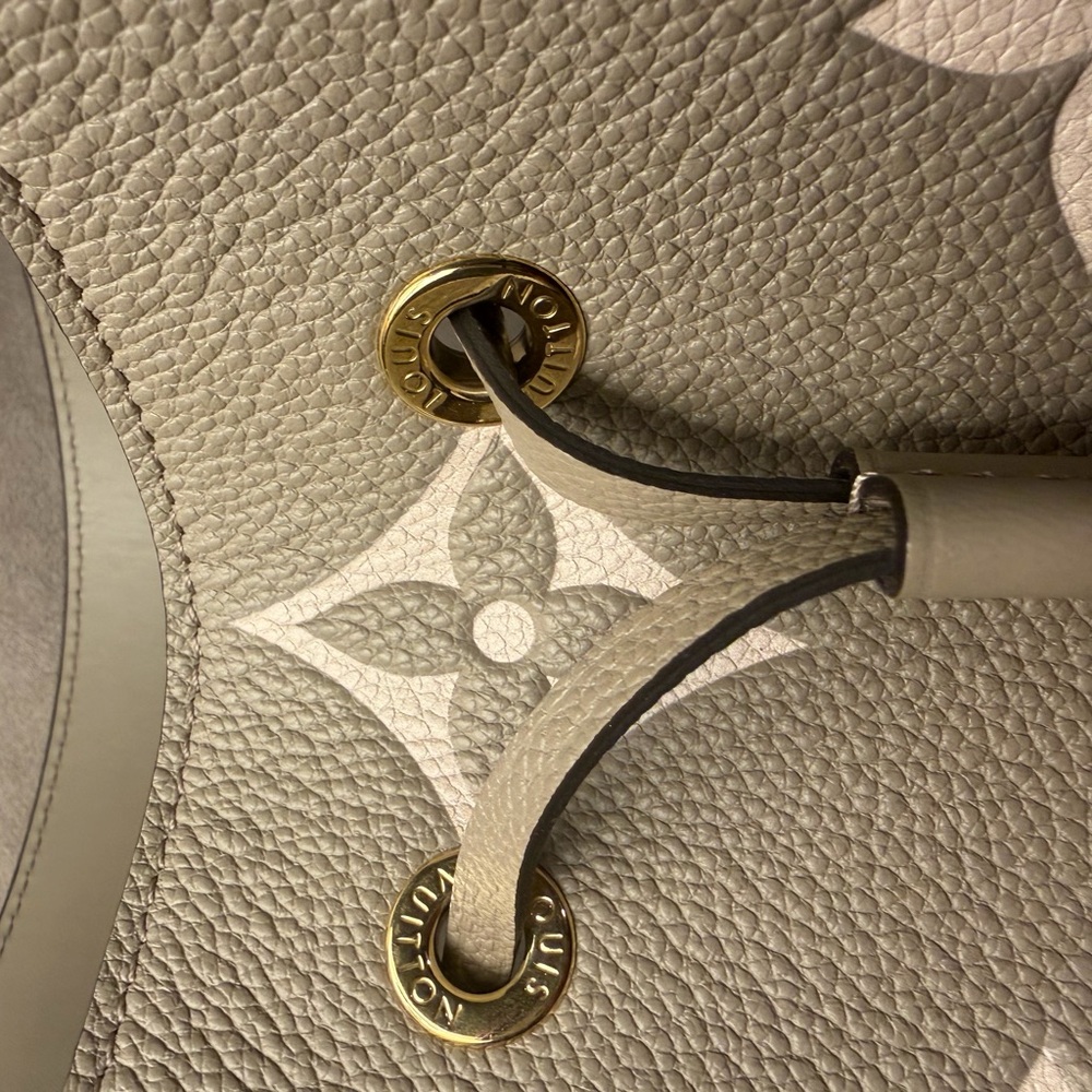 Louis Vuitton Taupe Monogram Shoulder Bag Set - Picture 13 of 16